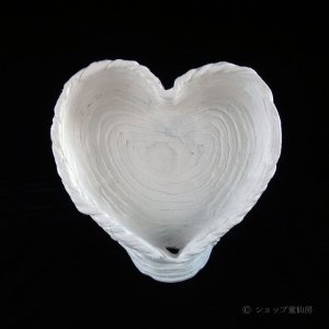画像2: 綱木紋・鉢・バレンタインハート台付き・オフホワイト〜ライトグレー
